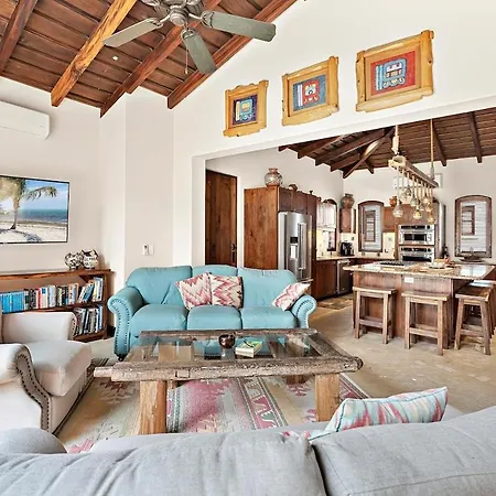 Las Catalinas Villa 5 Bd